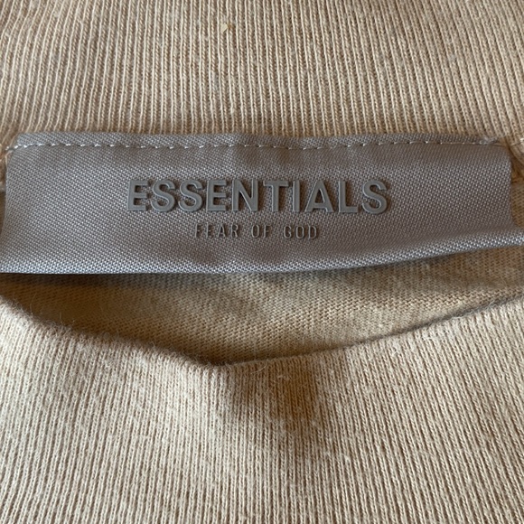Fear of God Essentials Sand Tee Small - Picture 2 of 5